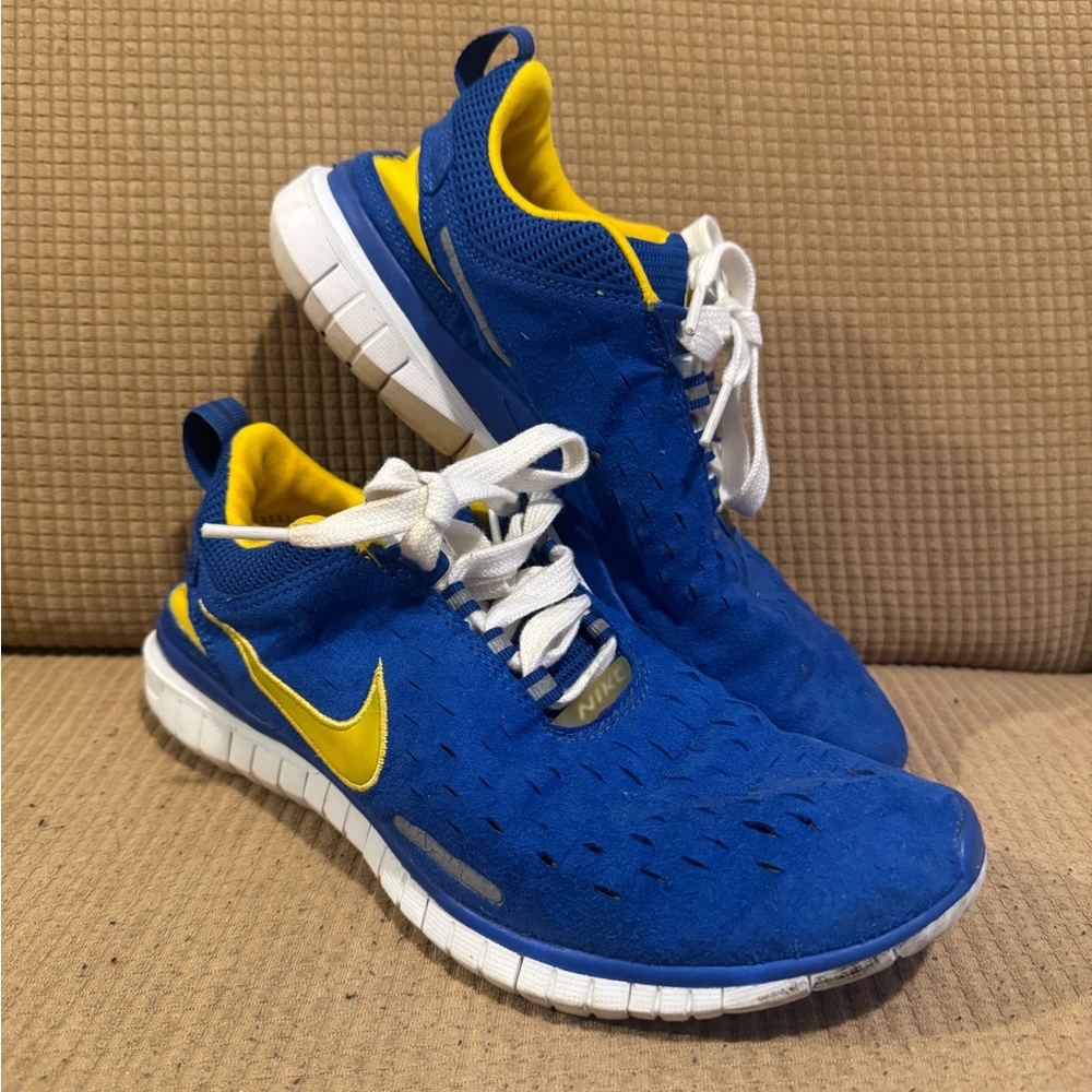Nike free trial shoes